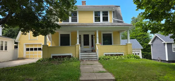 $189,000 | 172 Maine Avenue, Millinocket, ME 04462