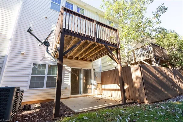 $2,100 | 36 Ackland Drive, Greensboro, NC 27455