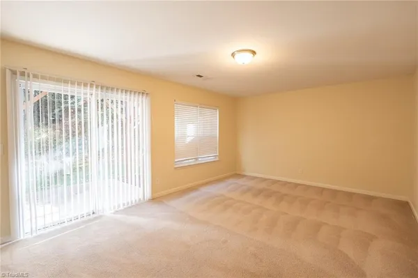 $2,100 | 36 Ackland Drive, Greensboro, NC 27455