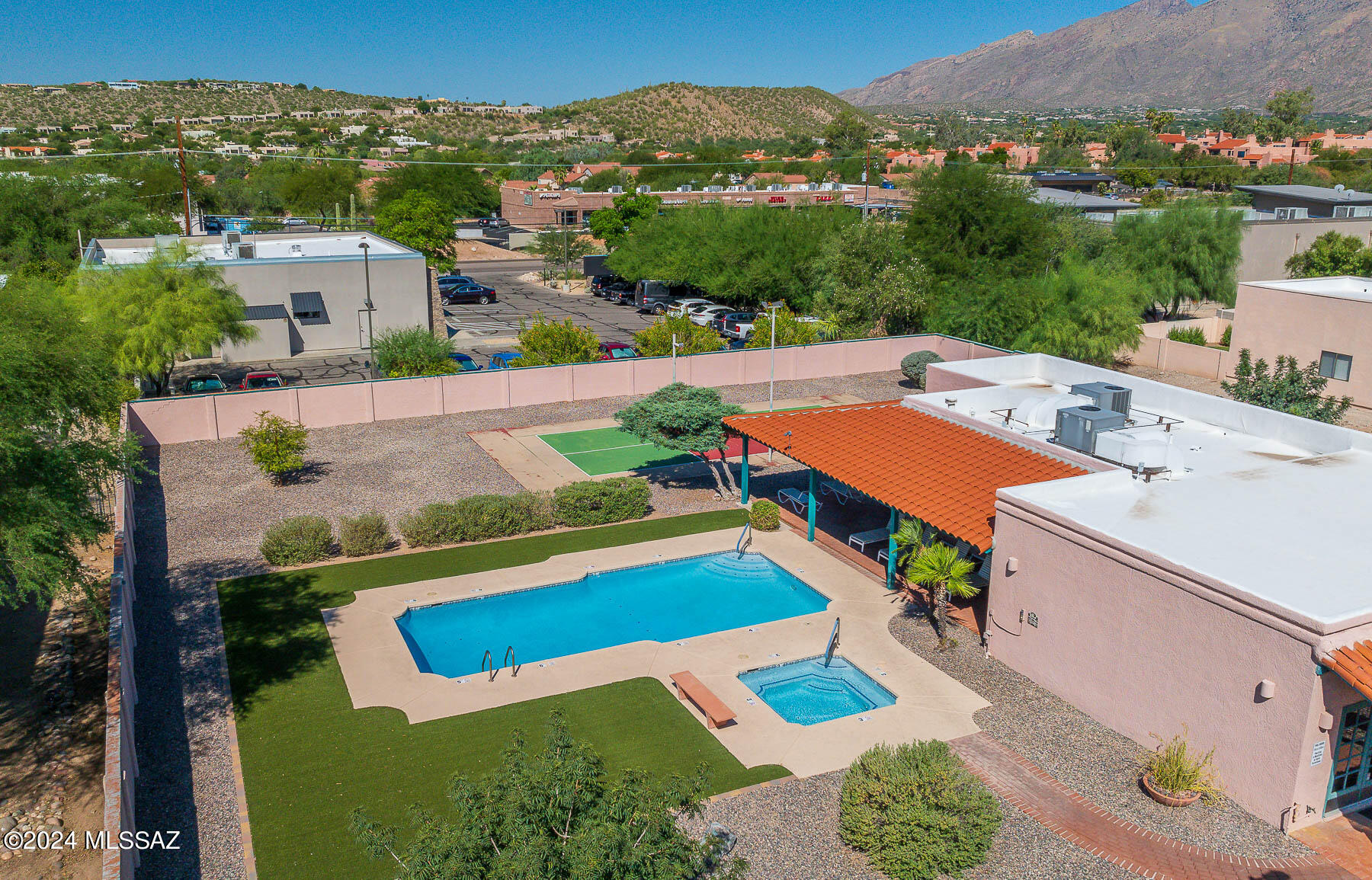 4984 North Valle Road Tucson, AZ 85750 - Photo 44 of 48