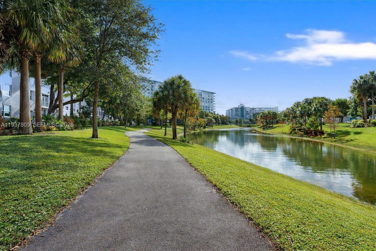 3850 Washington Street, Unit 314 Hollywood, FL 33021 - Photo 35 of 35