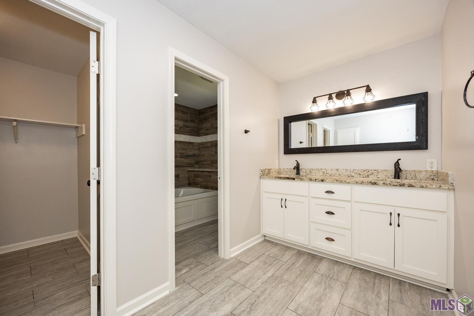 1233 Ashbourne Drive Baton Rouge, LA 70815 - Photo 14 of 27