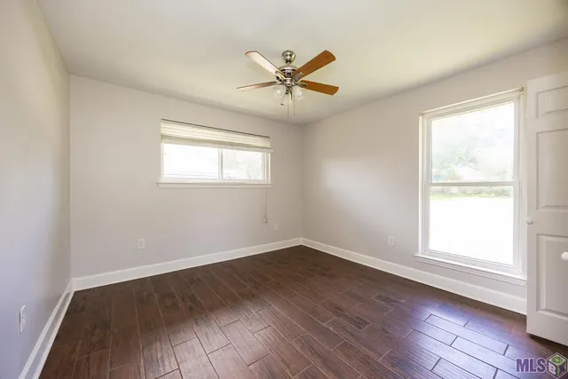 $359,500 | 1233 Ashbourne Drive, Baton Rouge, LA 70815