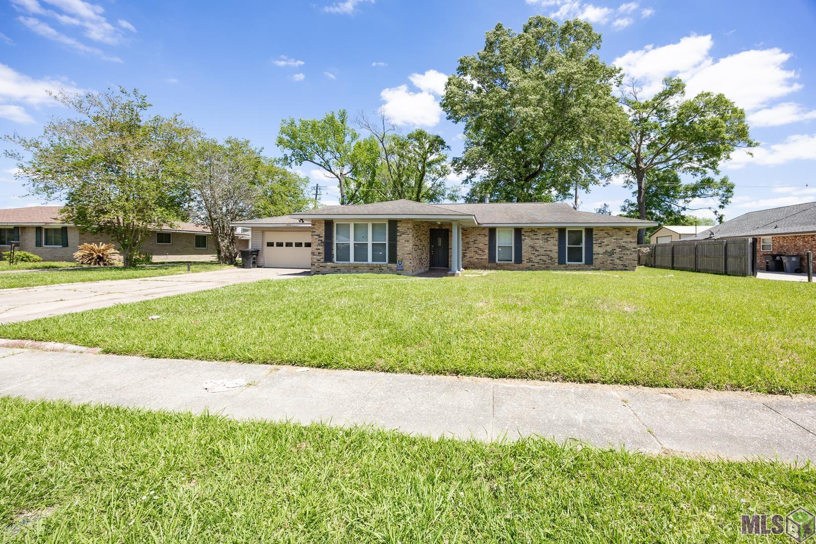 1233 Ashbourne Drive Baton Rouge, LA 70815 - Photo 2 of 27