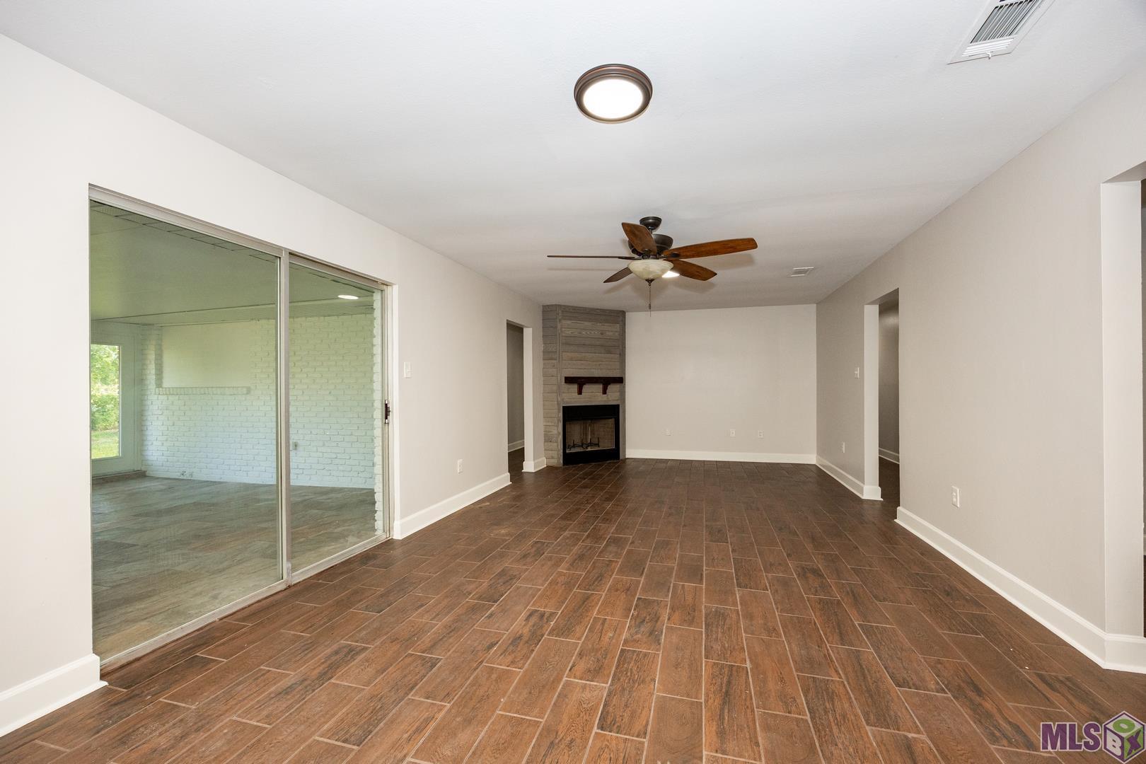 1233 Ashbourne Drive Baton Rouge, LA 70815 - Photo 6 of 27