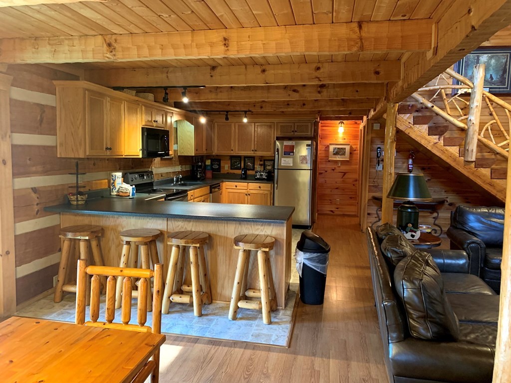 1515 Bluff Ridge Road, Unit LAUGHINGBEAR Sevierville, TN 37876 - Photo 6 of 22 Gallery Image 6
