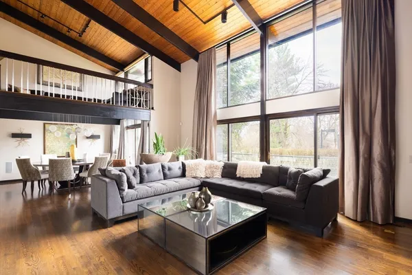 $3,195,000 | 363 Brookline Street, Newton, MA 02459