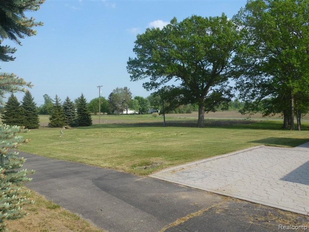 11040 Exeter Road Carleton, MI 48117 - Photo 12 of 23 REAR YARD.JPG