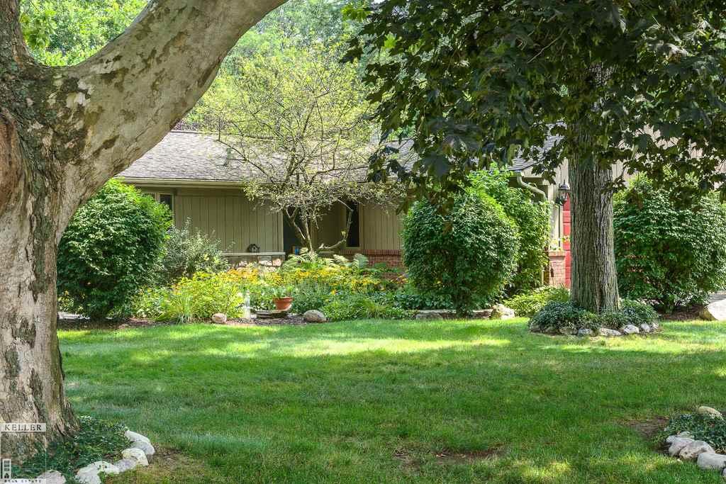 367 Old Perch Road Rochester Hills, MI 48309 - Photo 3 of 42