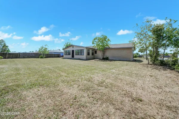 $2,275 | 1401 Mississippi Avenue, Lynn Haven, FL 32444