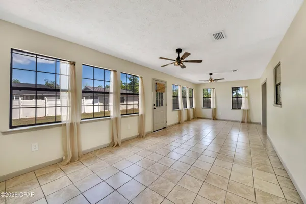 $2,275 | 1401 Mississippi Avenue, Lynn Haven, FL 32444