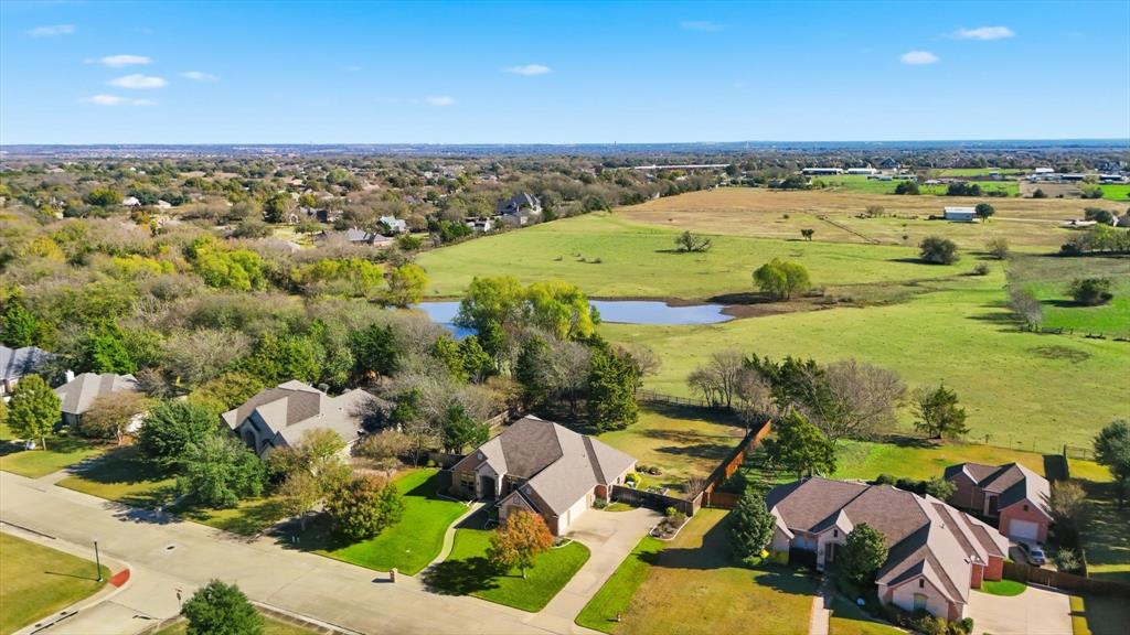 1340 Summerbrook Lane Midlothian, TX 76065 - Photo 12 of 40