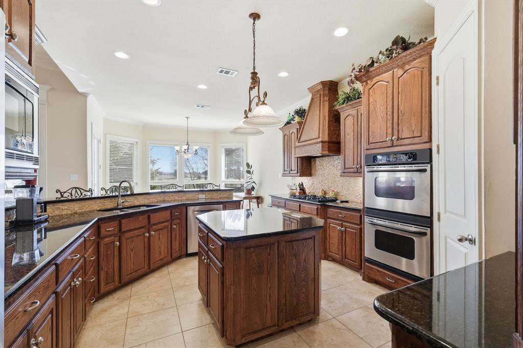 1340 Summerbrook Lane Midlothian, TX 76065 - Photo 23 of 40