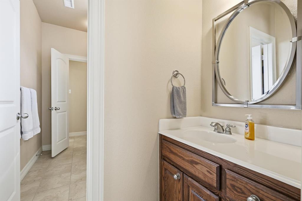 1340 Summerbrook Lane Midlothian, TX 76065 - Photo 34 of 40