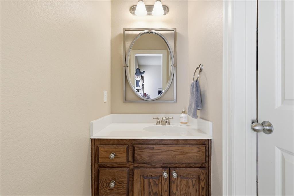 1340 Summerbrook Lane Midlothian, TX 76065 - Photo 37 of 40