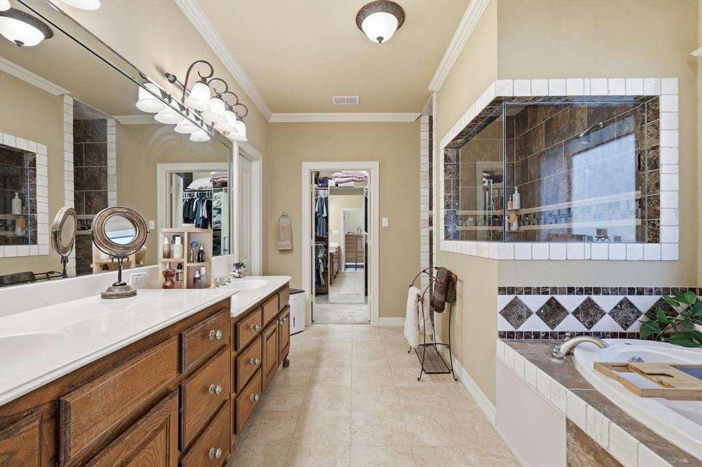 1340 Summerbrook Lane Midlothian, TX 76065 - Photo 6 of 40