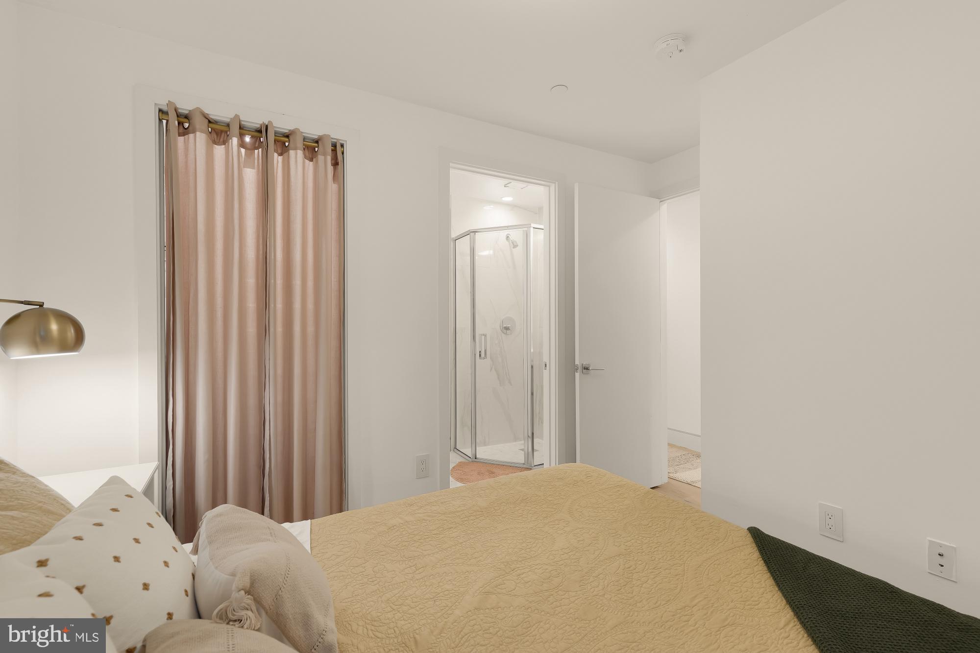 4013 Davis Place Northwest, Unit 1 Washington, DC 20007 - Photo 17 of 31
