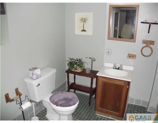 210 Docks Corner Road Dayton, NJ 08810 - Photo 14 of 20