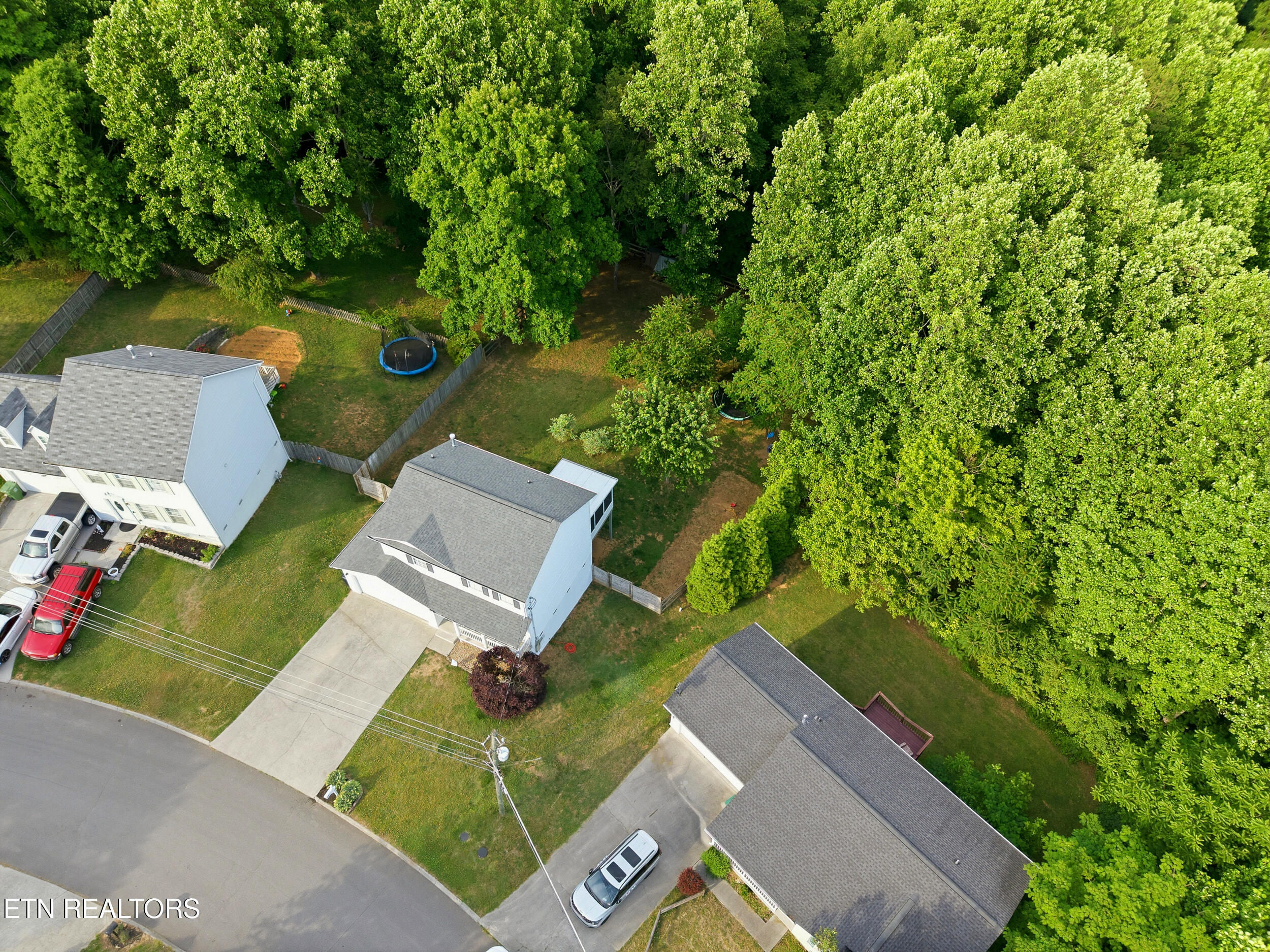 8258 Oak Terrace Lane Powell, TN 37849 - Photo 13 of 47 13_8258_oak_terrace_ln_0013