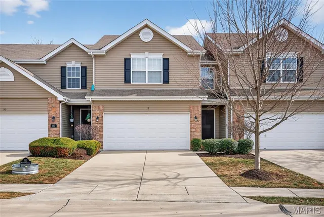 $275,000 | 132 Weatherby Landing Drive, O'Fallon, MO 63366