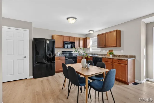 $275,000 | 132 Weatherby Landing Drive, O'Fallon, MO 63366