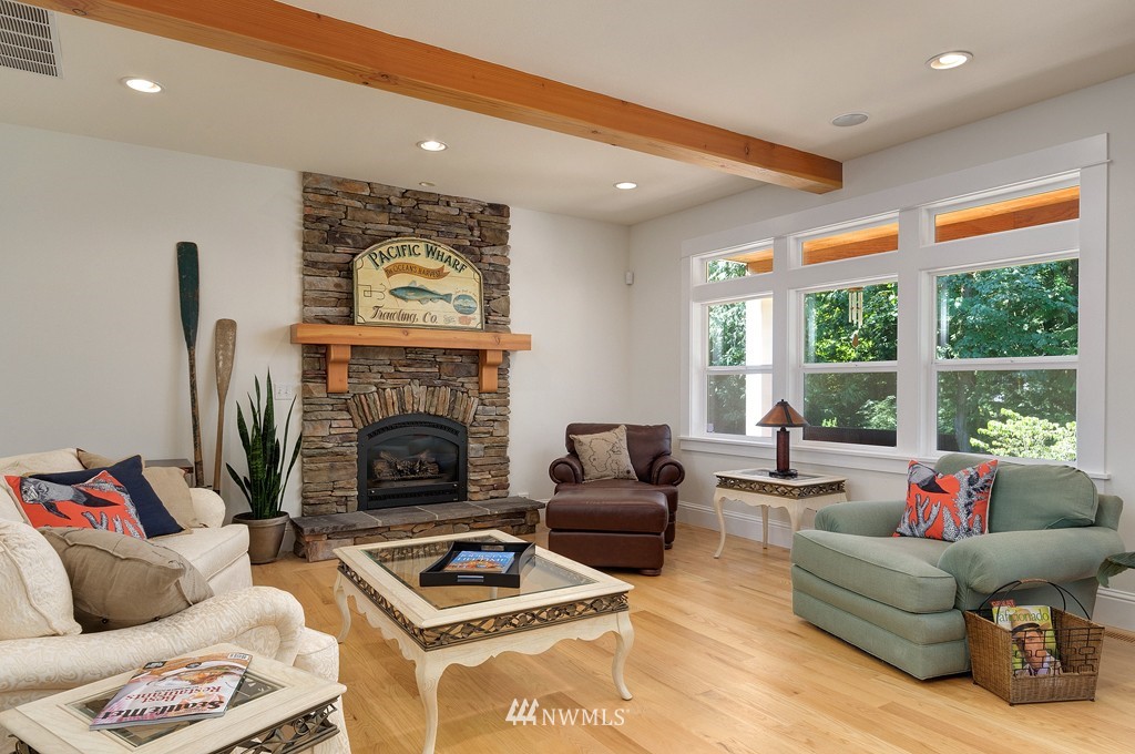 1675 Northeast Madison Road Poulsbo, WA 98370 - Photo 8 of 25 Gallery Image 8