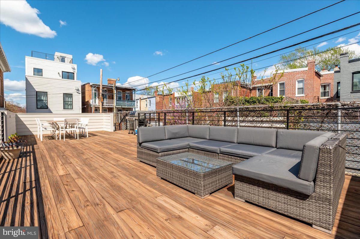 901 D Street Northeast, Unit 2 Washington, DC 20002 - Photo 13 of 27