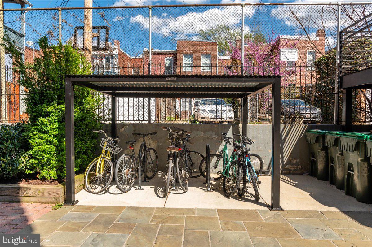 901 D Street Northeast, Unit 2 Washington, DC 20002 - Photo 15 of 27