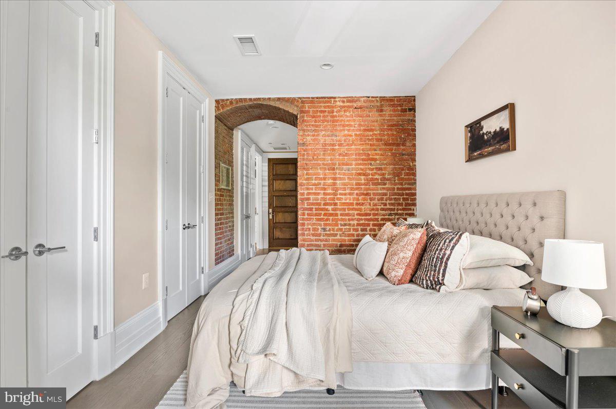 901 D Street Northeast, Unit 2 Washington, DC 20002 - Photo 18 of 27