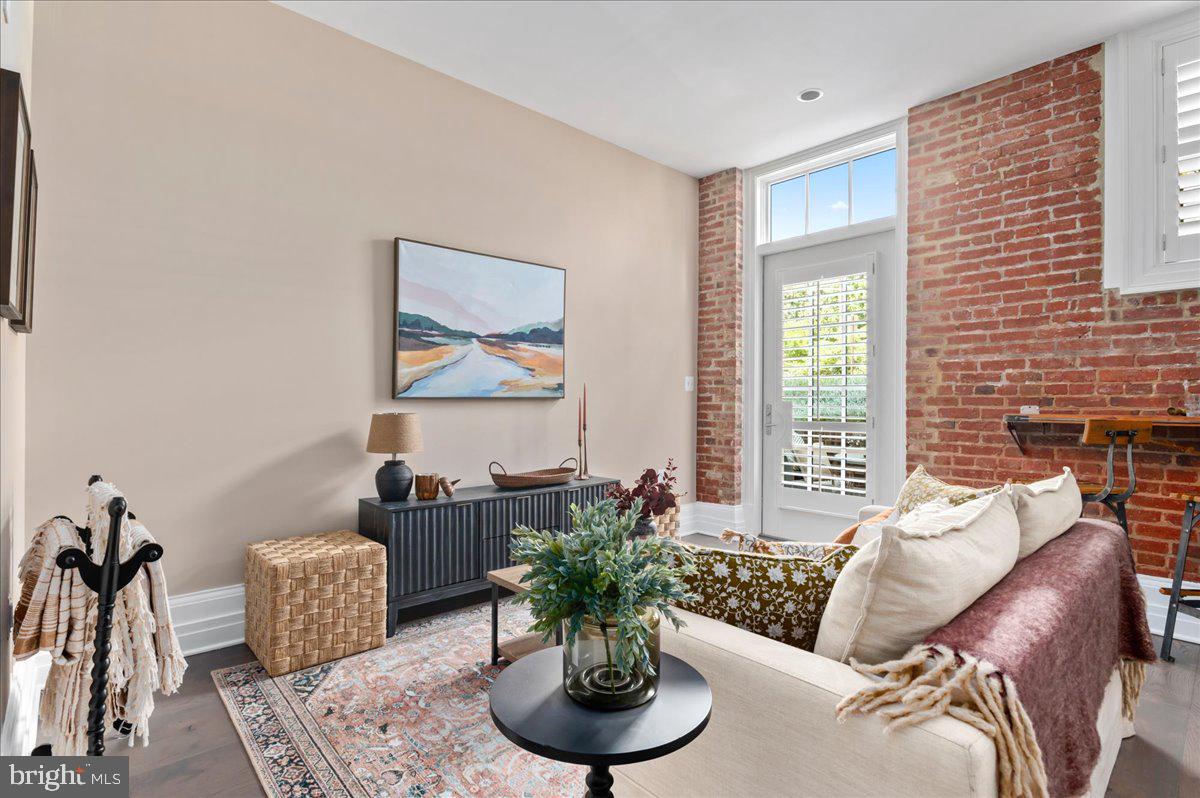 901 D Street Northeast, Unit 2 Washington, DC 20002 - Photo 19 of 27