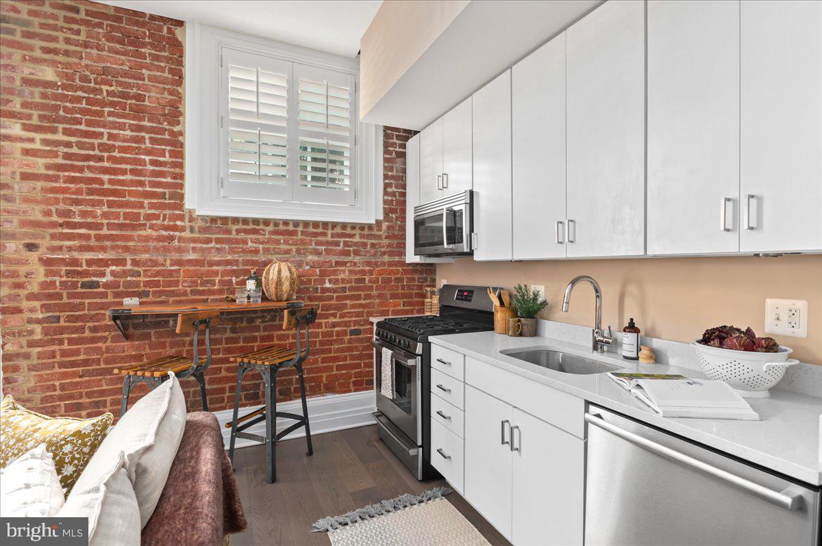 901 D Street Northeast, Unit 2 Washington, DC 20002 - Photo 22 of 27