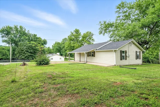 $199,929 | 304 Airport Road, Livingston, TN 38570