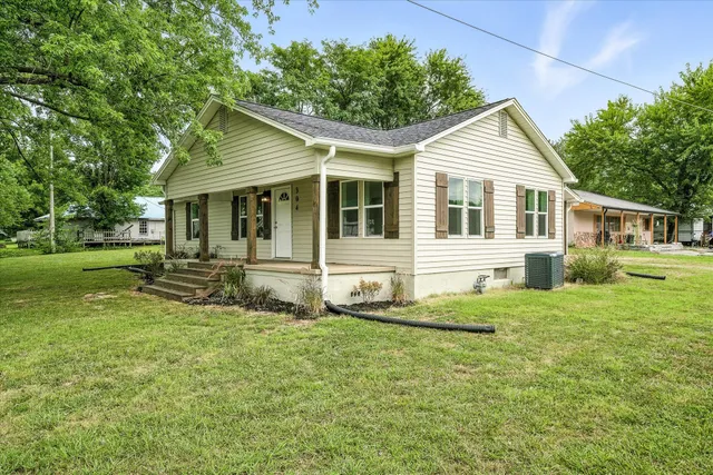 $199,929 | 304 Airport Road, Livingston, TN 38570