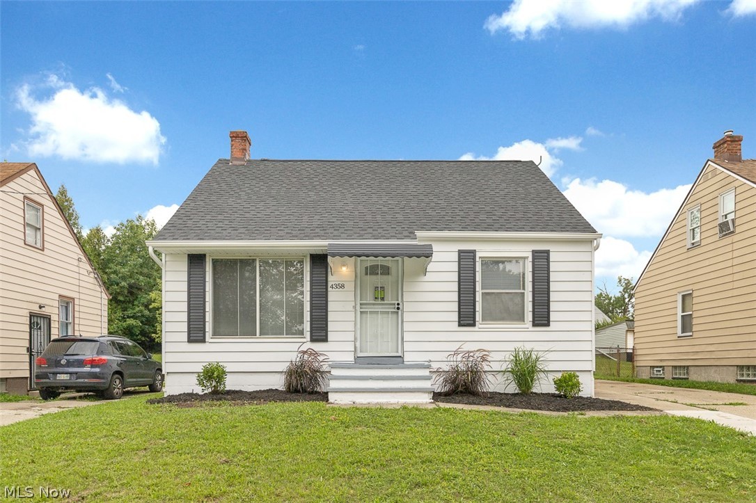 4358 Wyatt Road Cleveland, OH 44128 - Photo 1 of 31 Gallery Image 1
