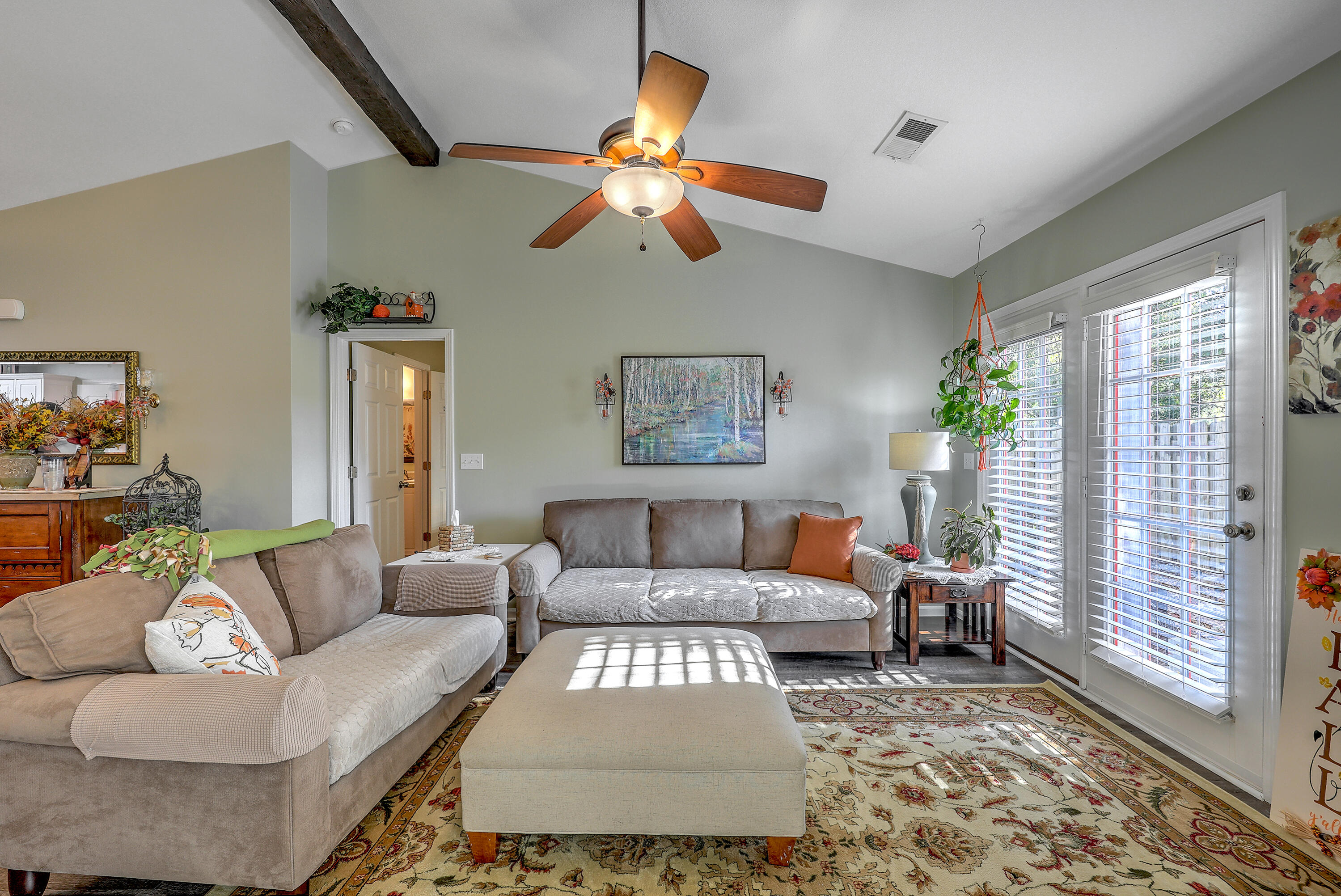 110 Sandy Hook Court Summerville, SC 29486 - Photo 12 of 33 Family Room