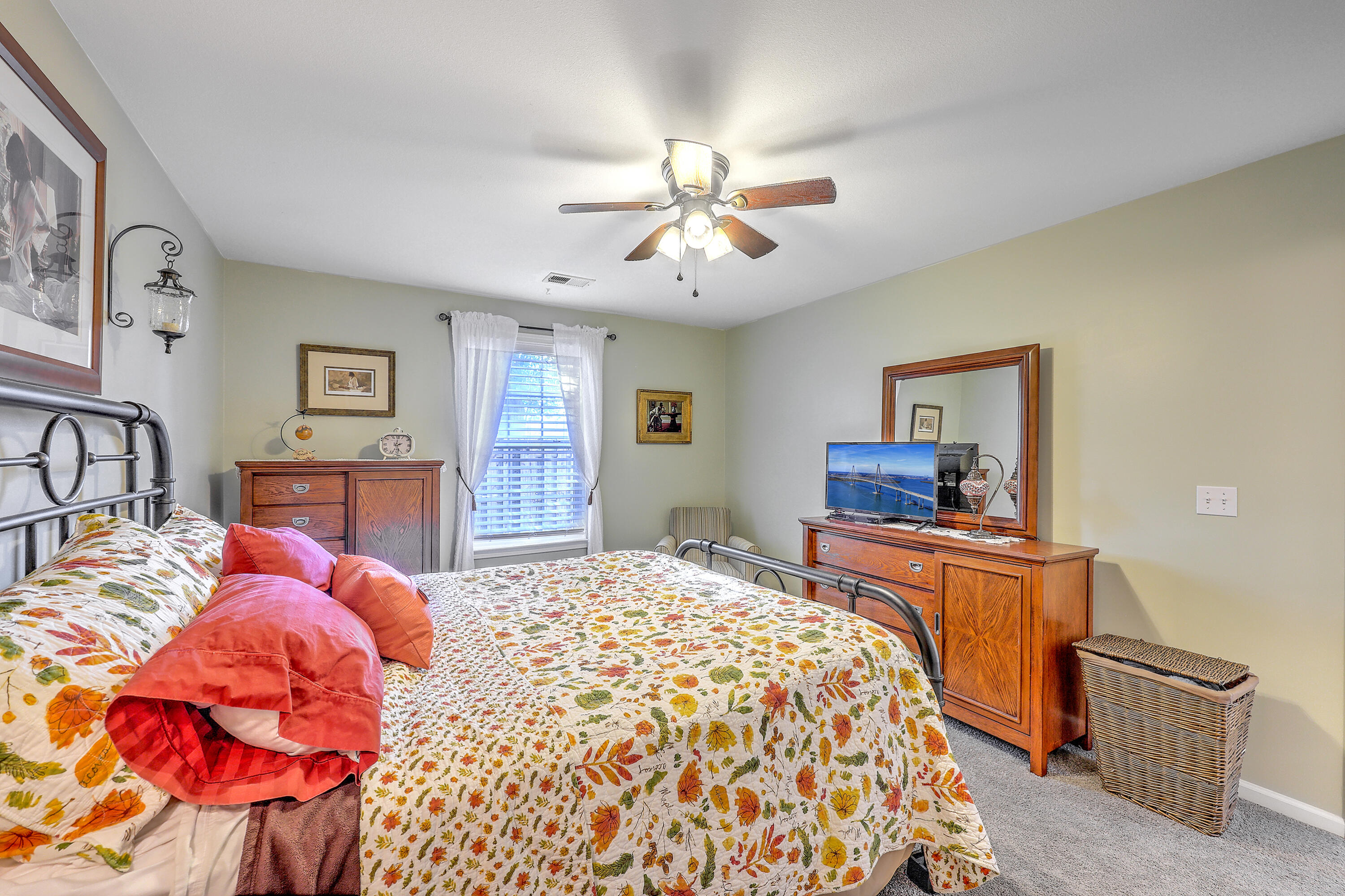 110 Sandy Hook Court Summerville, SC 29486 - Photo 17 of 33 Master Bedroom