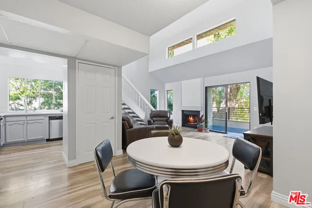 $410,000 | 8221 Langdon Avenue, Unit 201, Van Nuys, CA 91406