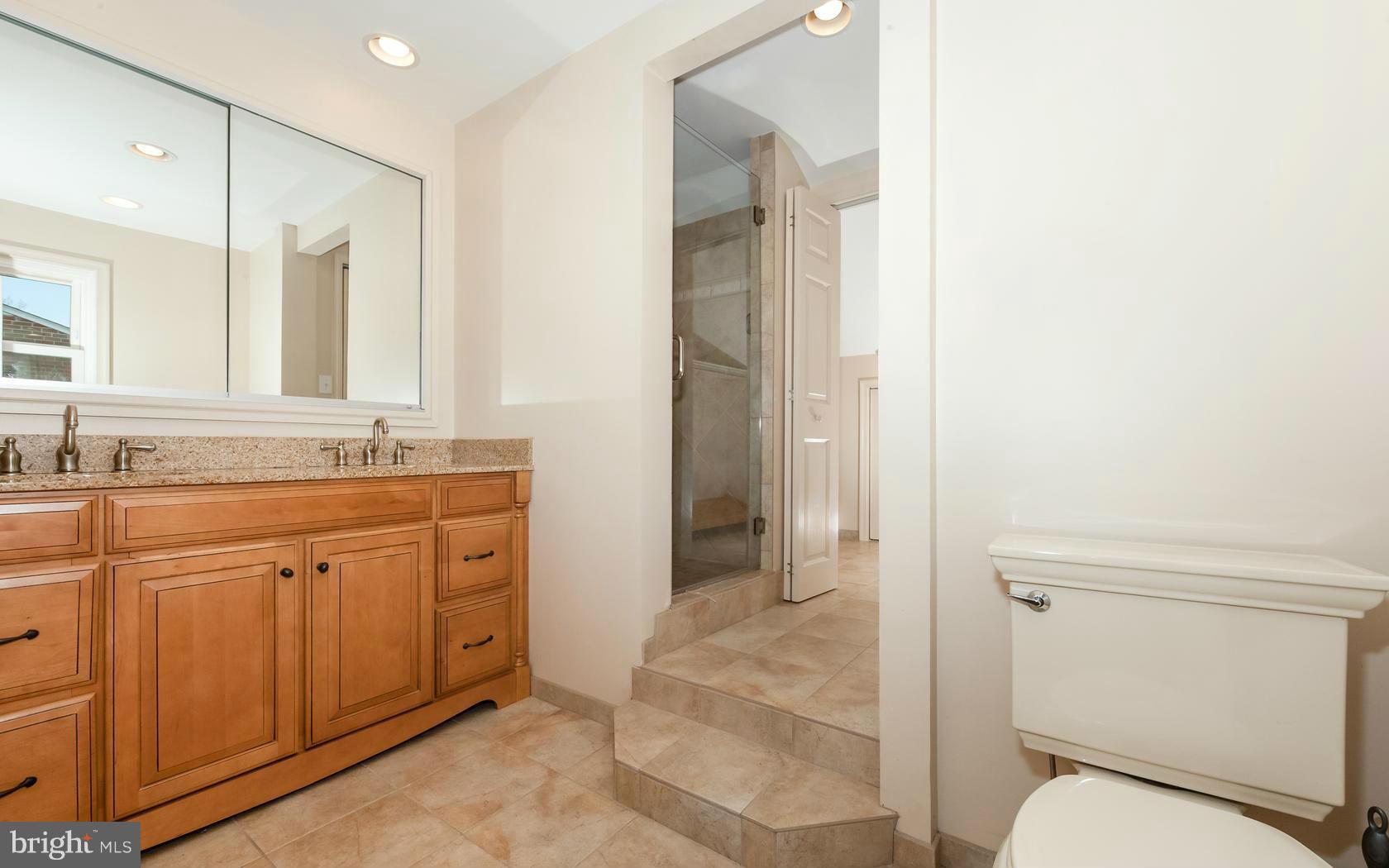 3104 Hatton Road Pikesville, MD 21208 - Photo 11 of 25 Bath (Master)