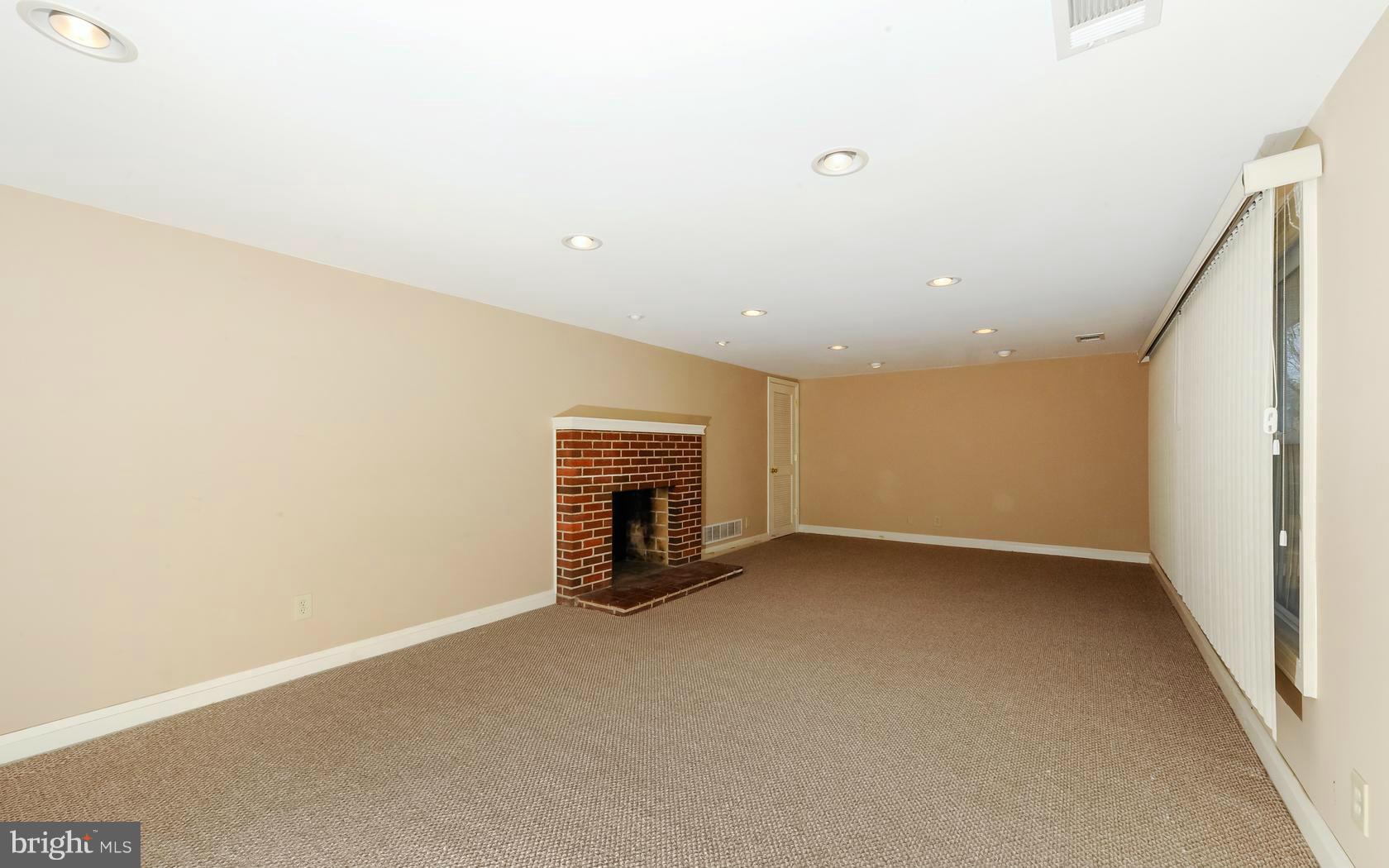3104 Hatton Road Pikesville, MD 21208 - Photo 19 of 25 Family Room