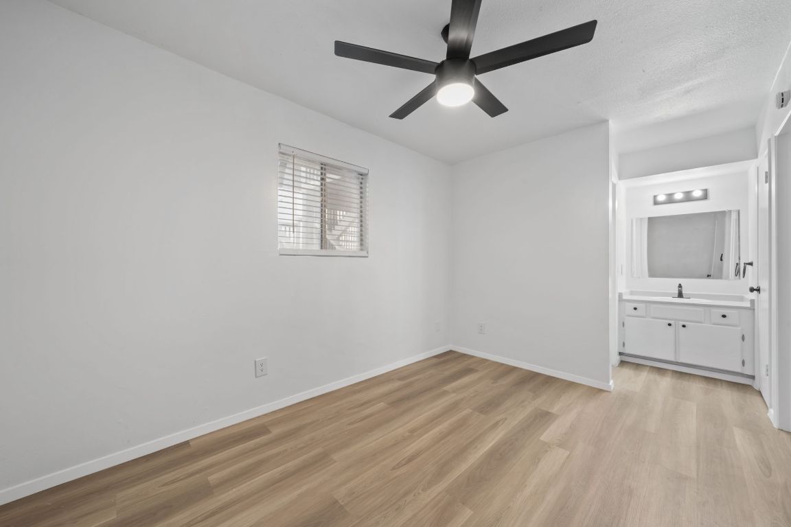 2410 Longview Street, Unit D202 Austin, TX 78705 - Photo 8 of 19