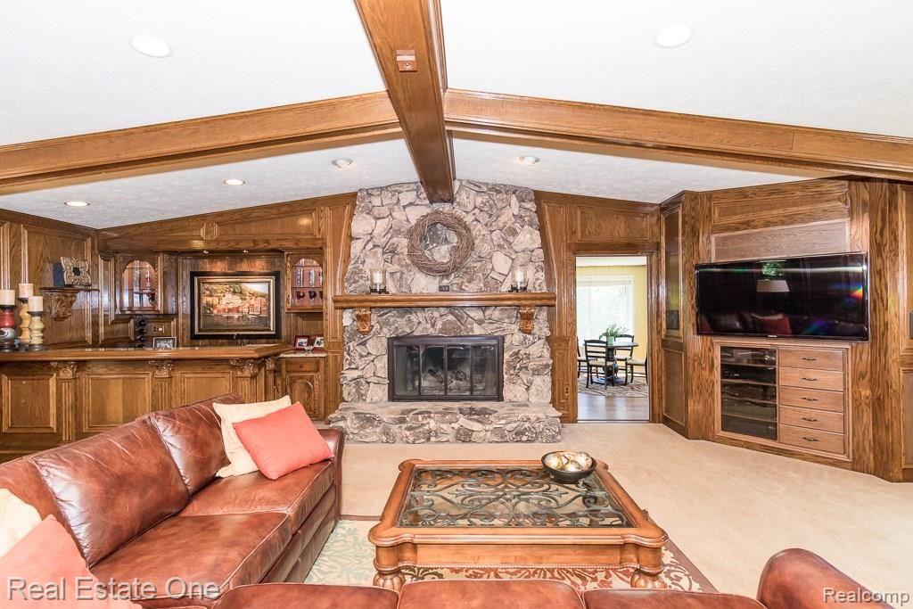 430 Mead Road Rochester, MI 48306 - Photo 17 of 61 Mead MLS-W022.jpg