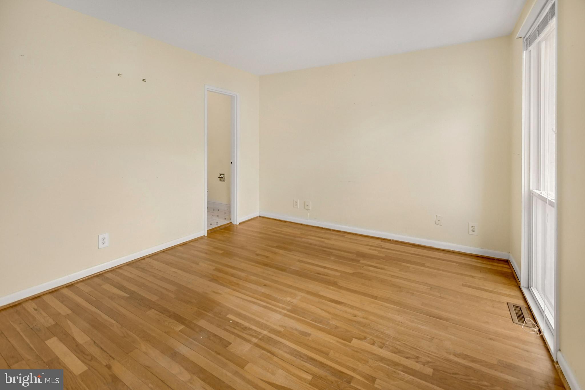 763 Delaware Avenue Southwest, Unit 177 Washington, DC 20024 - Photo 15 of 30 Upstairs bedroom