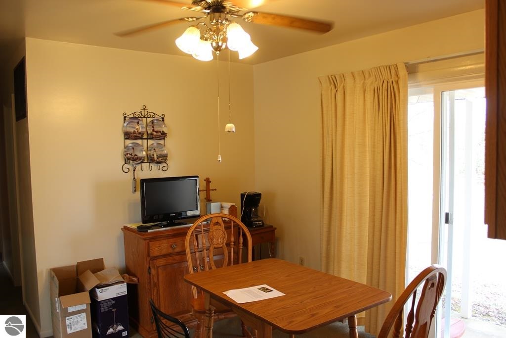 7064 South Crawford Road Shepherd, MI 48883 - Photo 10 of 34 1796282-9.JPG