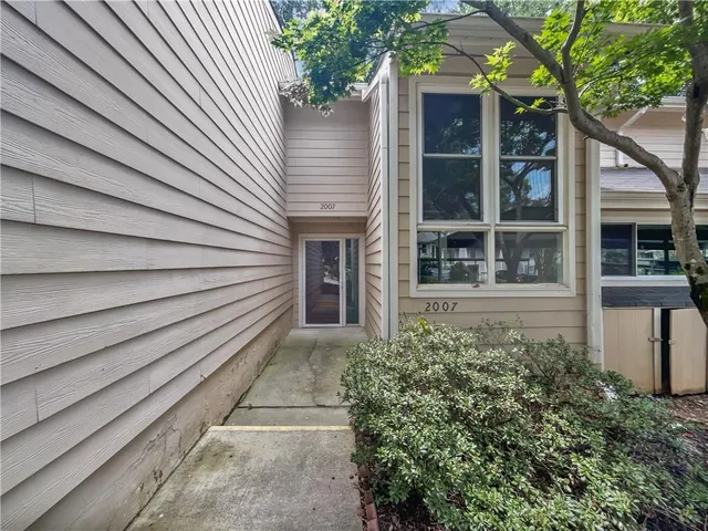 $243,750 | 2007 Variations Drive Northeast, Atlanta, GA 30329