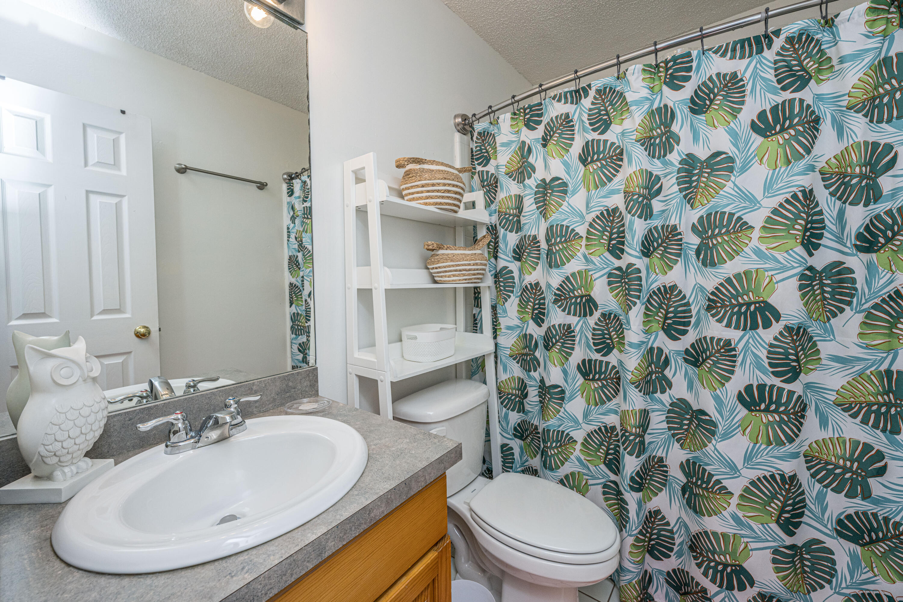 294 Fleming Road, Unit C Charleston, SC 29412 - Photo 12 of 17 294FlemingRdAptC021