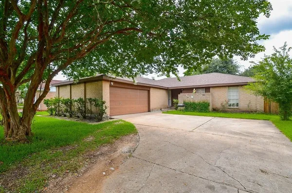 $1,790 | 13107 Northfleet Drive, Houston, TX 77082