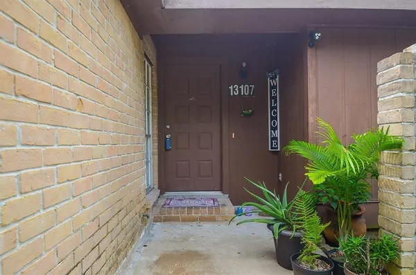 $1,790 | 13107 Northfleet Drive, Houston, TX 77082