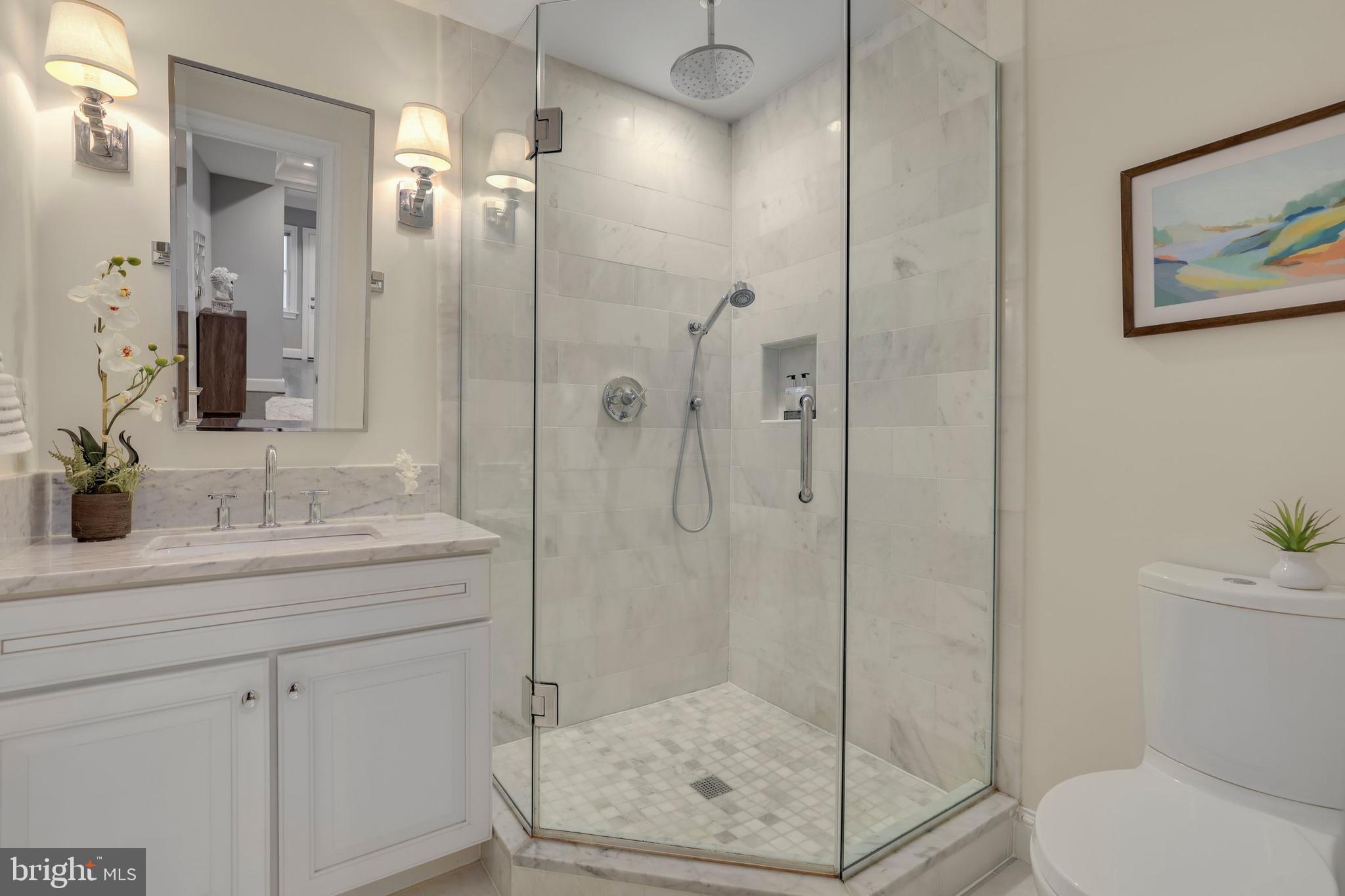 2446 Ontario Road Northwest, Unit 2 Washington, DC 20009 - Photo 23 of 32