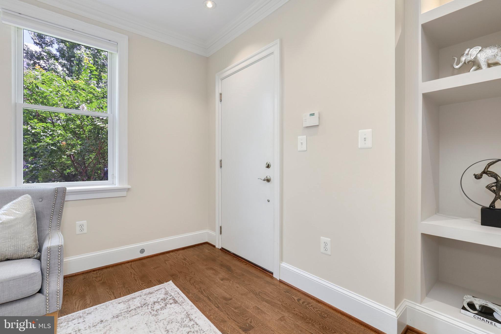 2446 Ontario Road Northwest, Unit 2 Washington, DC 20009 - Photo 5 of 32