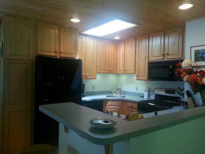 36 Evergreen Estates Road Nobleboro, ME 04555 - Photo 17 of 35 Kitchen.